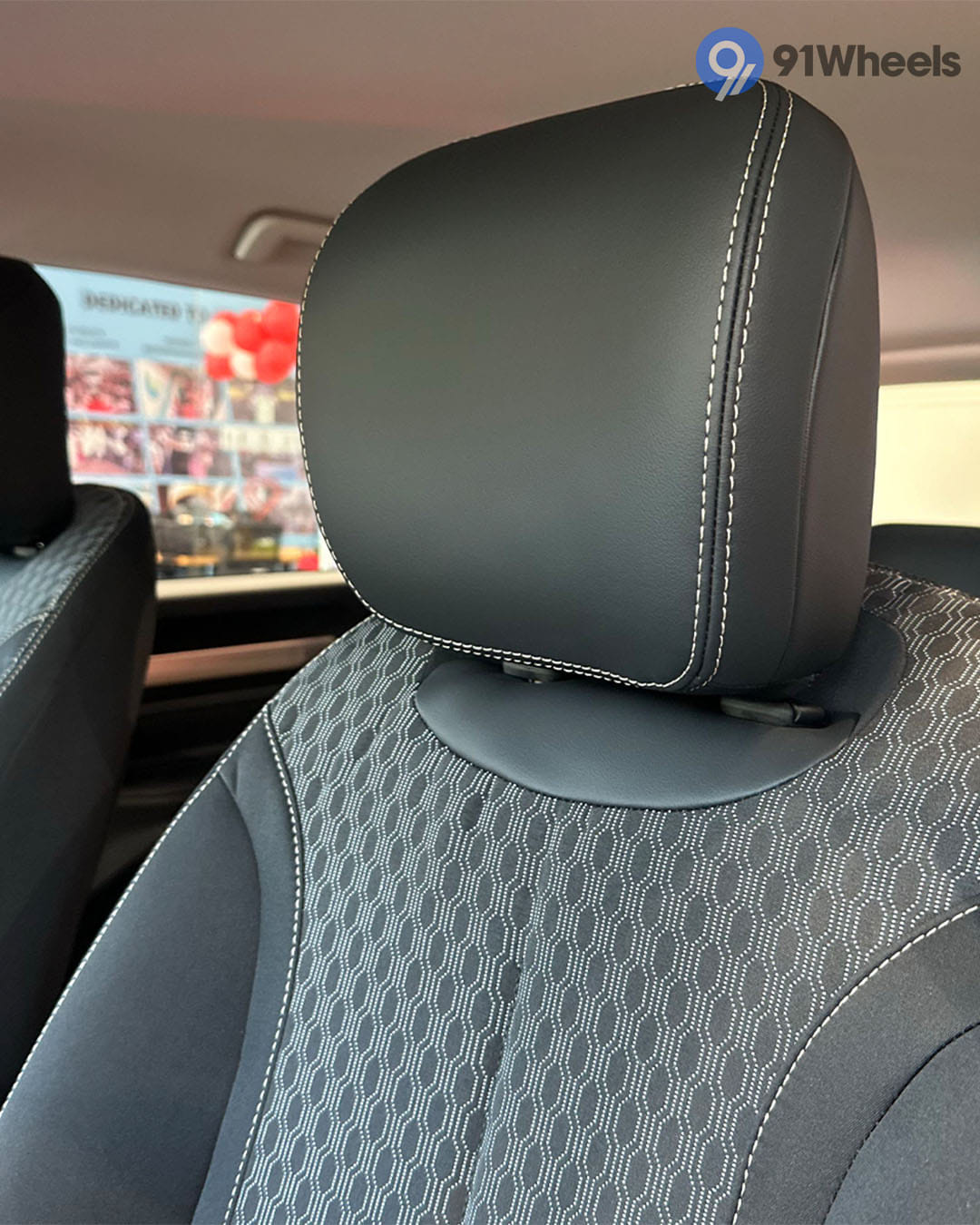 Seats & Cabin Comfort - 3 Seats & Cabin Comfort - 3