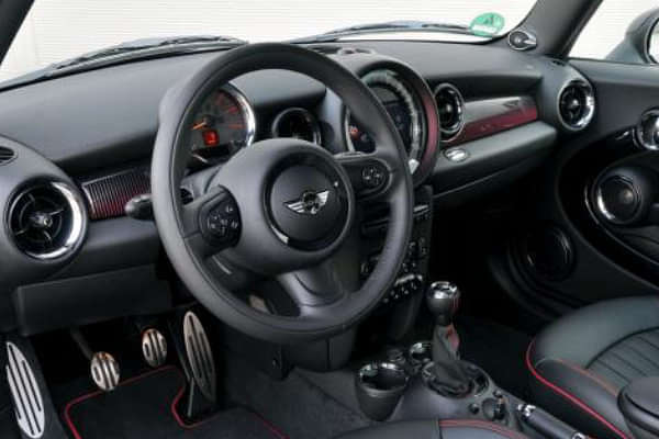 Mini Clubman Steering Wheel image