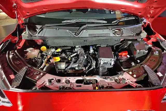 Nissan Magnite Engine image