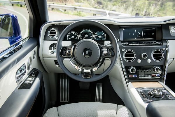 Rolls-Royce Cullinan Steering Wheel image