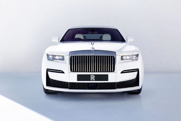 Rolls-Royce Ghost Front Profile image