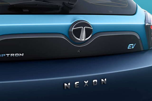 Tata Nexon EV Max Body Cladding image