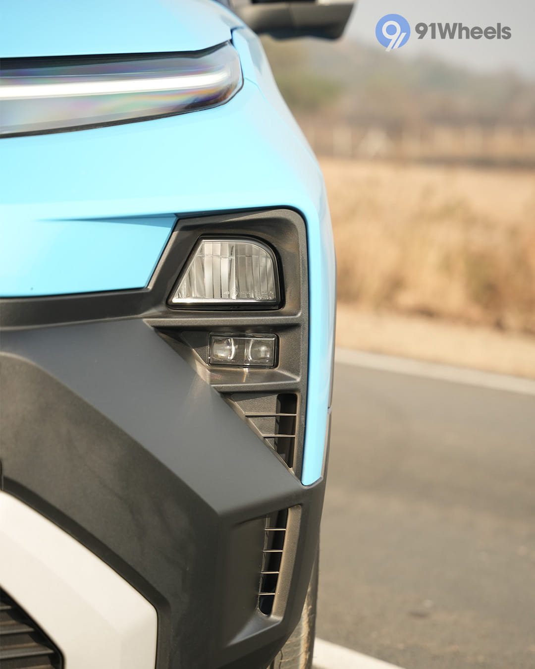 Headlights & Tail-lights - 4