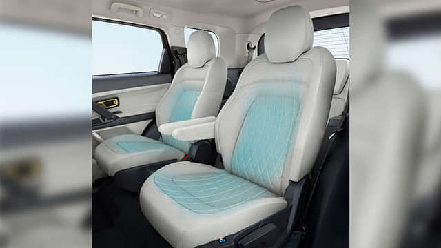 Tata Safari Rear Seat image