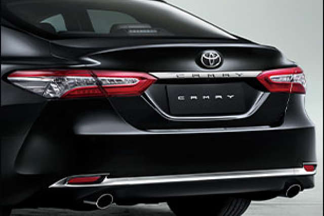 Toyota Camry Rear Profile image