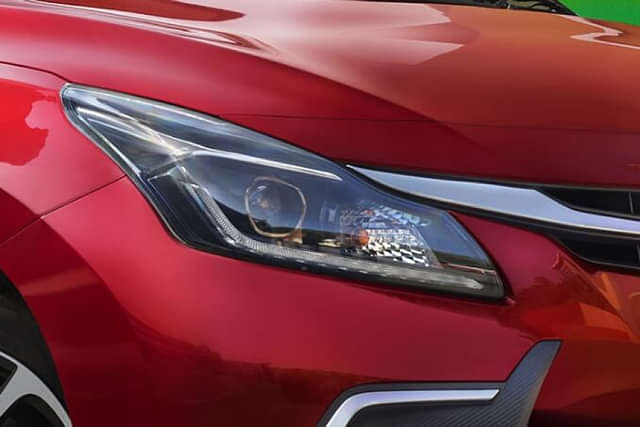Toyota Glanza Headlight image