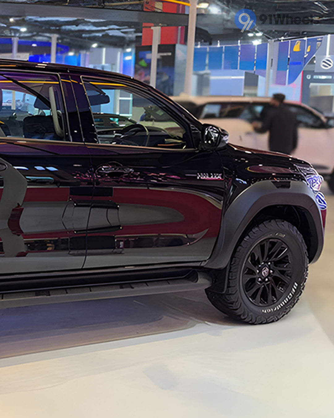 Outerview - 5 Outerview - 5