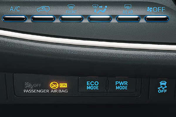 Toyota Innova Crysta Touchscreen image