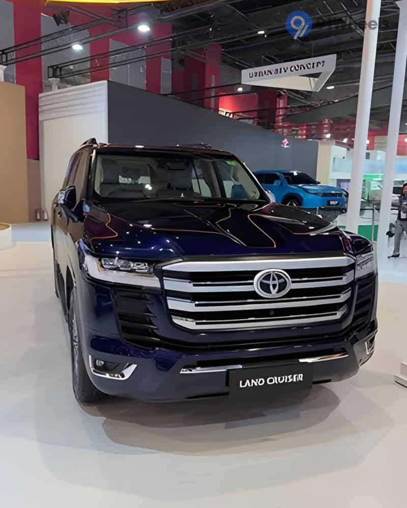 Toyota Land Cruiser 300 - Image 3