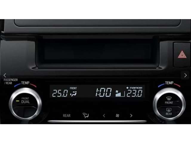 Toyota Vellfire Audio System image