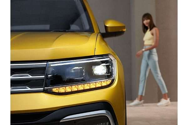 Volkswagen Taigun Headlight image