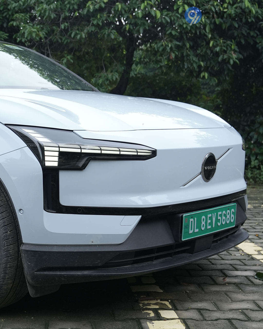 Outerview - 11 Outerview - 11