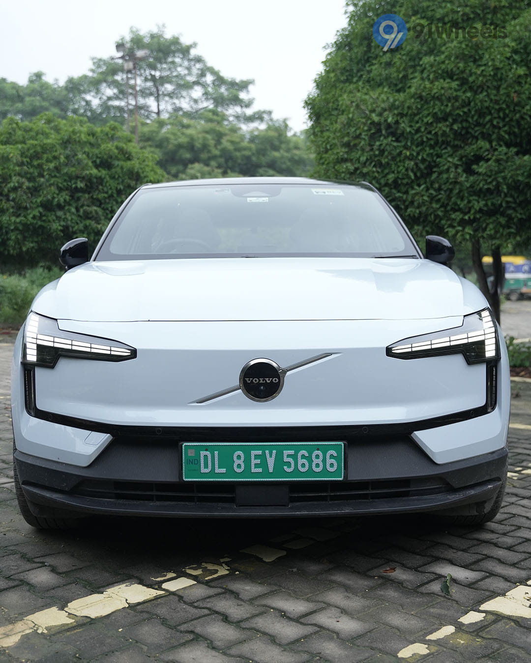 Outerview - 17 Outerview - 17