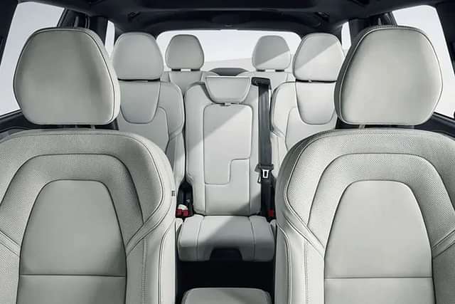 Volvo XC90 Front Seat image