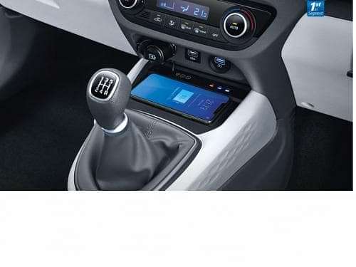 Hyundai Grand i10 NIOS Wireless Charging Desk car image
