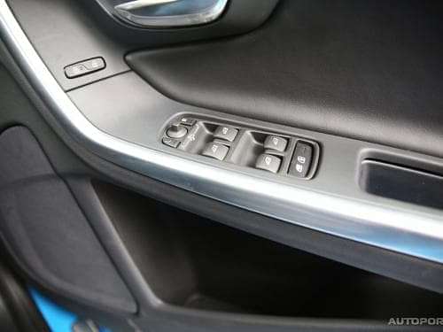 Volvo S60 Door Controls car image