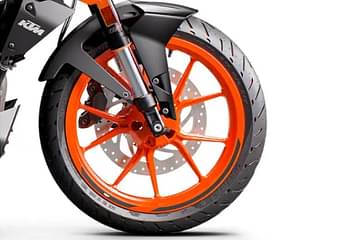 ktm duke 200 on road price