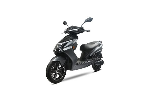 M2GO Scooters X1  in Black
