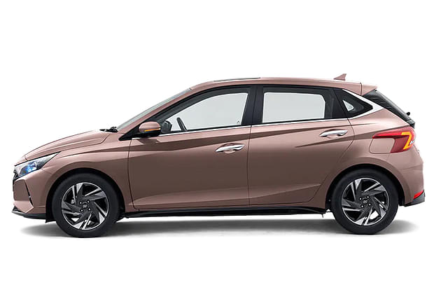 Hyundai i20  in Metallic Copper