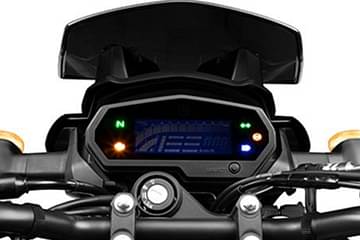 2021 Yamaha FZ 25 BS6 Pros and Cons 