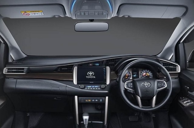 Toyota ने गजब के फीचर्स के साथ Innova Crysta फिर से किया लॉन्च- Toyota relaunched the Innova Crysta with amazing features