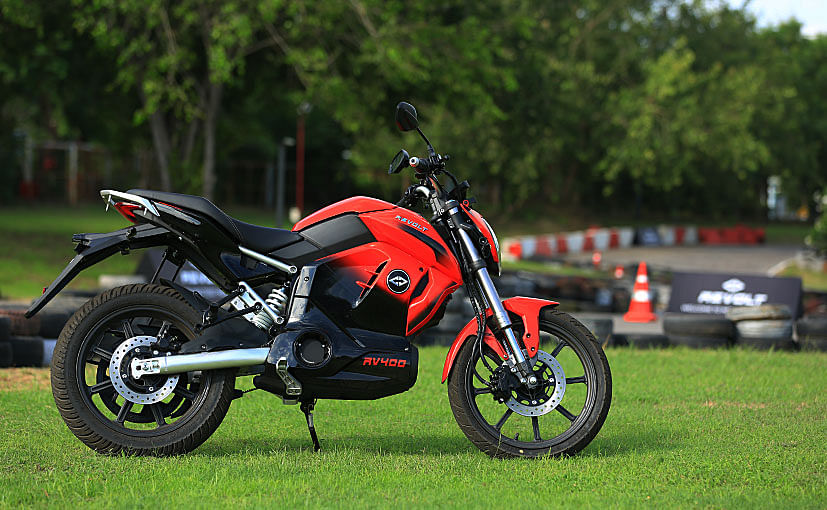 Bajaj revolt hot sale