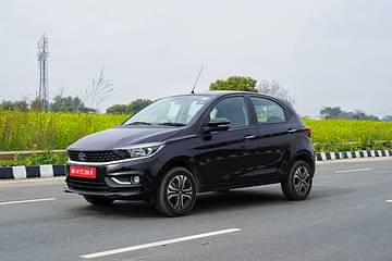 New Maruti WagonR Vs Tata Tiago Vs Hyundai Santro