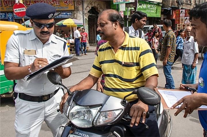 Kolkata Traffic Police Fine