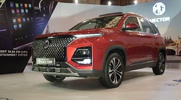 MG HECTOR PLUS
