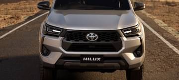2024 toyota hilux facelift