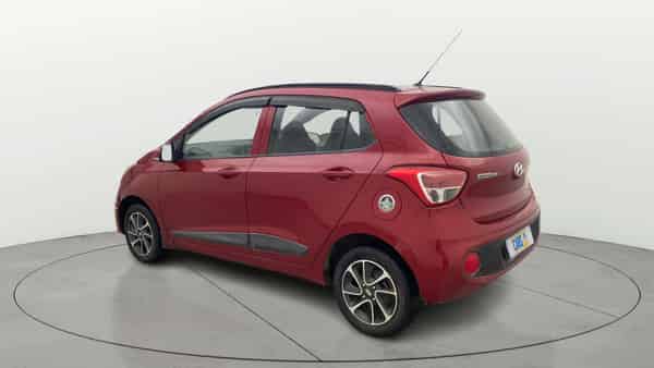 2017 Hyundai Grand i10 SPORTZ (O) AT 1.2 KAPPA VTVT