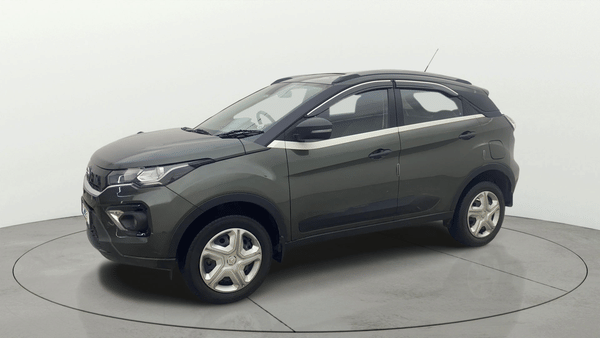 2023 Tata Nexon XMA SUNROOF PETROL