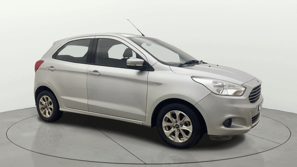 2016 Ford Figo 2015-2018 TITANIUM 1.5 PETROL AT