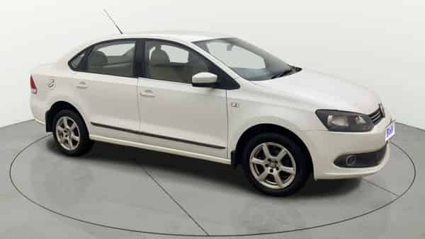 2013 Volkswagen Vento 2020-2022 HIGHLINE 1.6 MPI