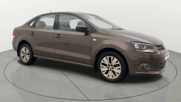 2015 Volkswagen Vento 2020-2022 HIGHLINE 1.6 MPI