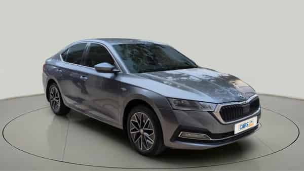 2021 Skoda Octavia 2021-2023 L&K 2.0 AT
