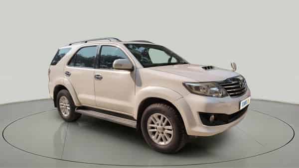 2012 Toyota Fortuner 3.0 4X2 AT
