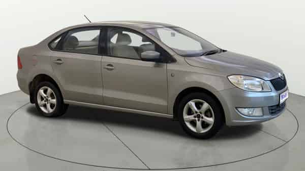 2013 Skoda Rapid 2021-2022 AMBITION 1.6 MPI MT PLUS