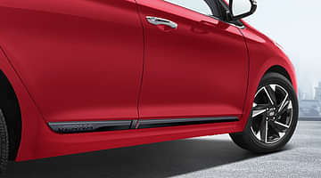 DOOR SIDE MOULDING - MATTE BLACK