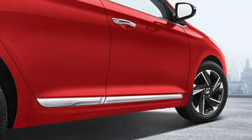 DOOR SIDE MOULDING CHROME