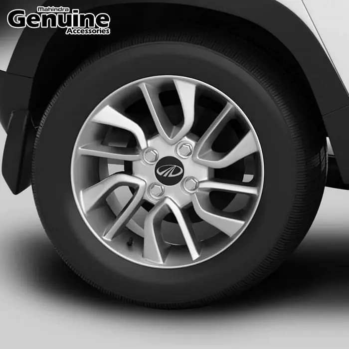 KUV100 NXT (K2, K2+, K4+) / KUV100 (K2, K4, K6) 14" OE Wheel Cover Set (0404CAA01550N) (Pack of 4)
