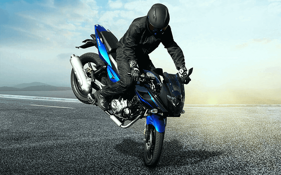 Bajaj Pulsar 220F 2016 20 Price Images Colours Reviews