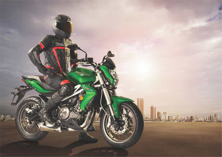 Benelli TNT 300   2017-2018 image