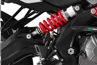 Benelli Tnt 600   2020-2023  Benelli Tnt 600   2020-2023