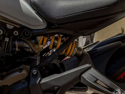 Ducati Monster 821 821 Dark STD Rear suspension