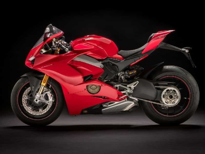 Ducati V4 Superbike 2020-2023 image