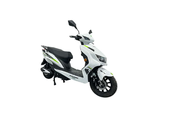 Aeroride YB2000 Right Front Three Quarter