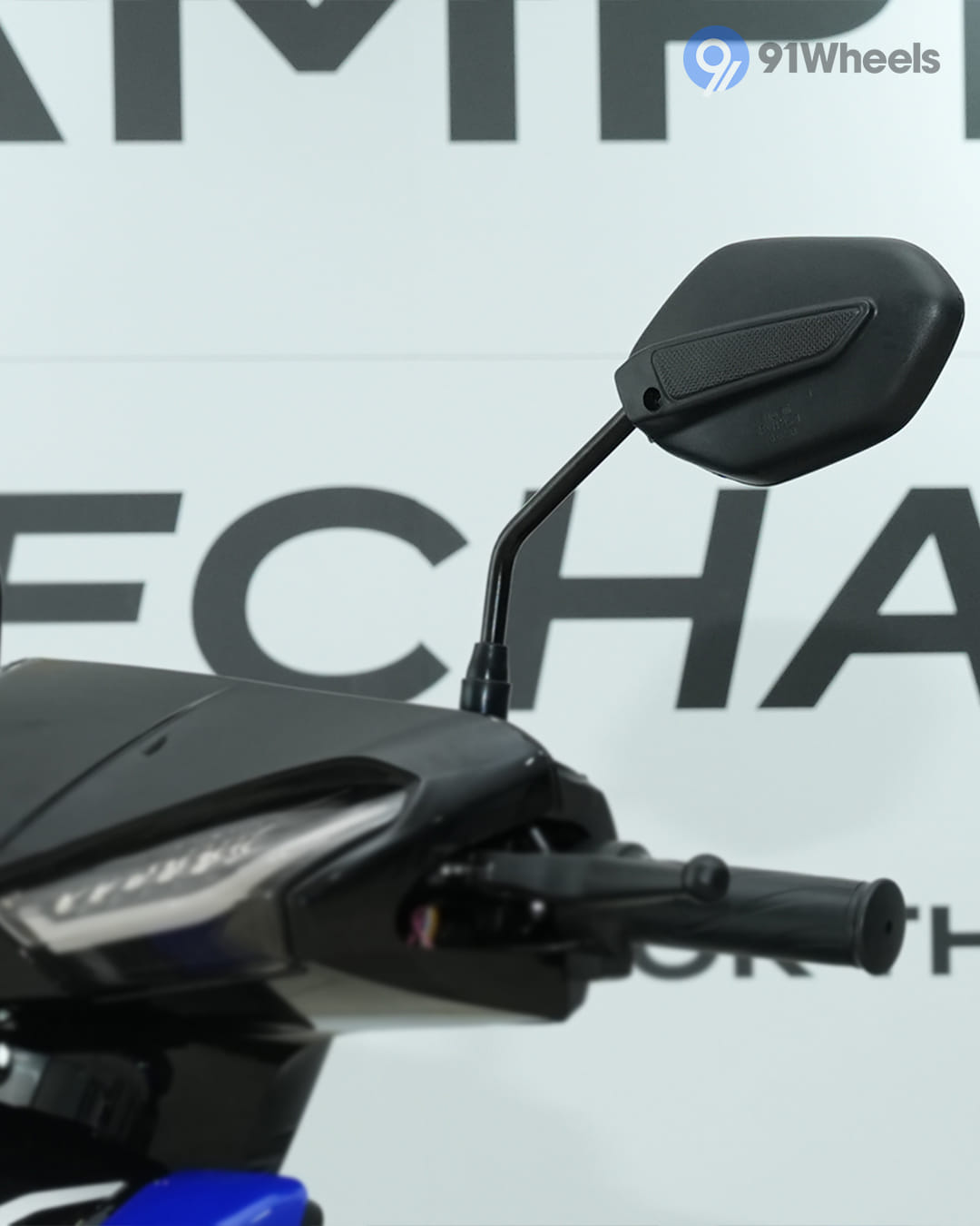 Stands & Utility - 4