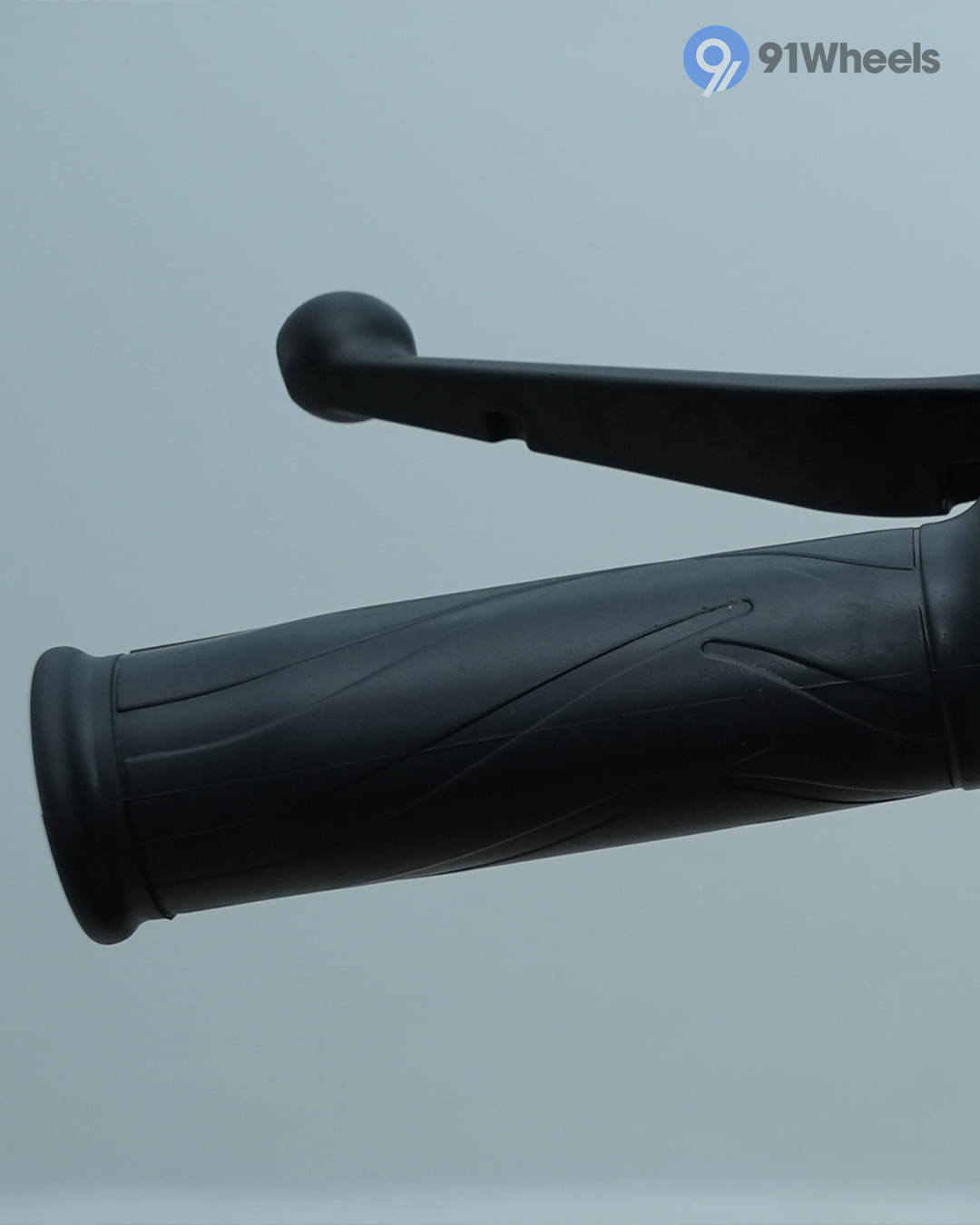 Handlebar & Console Area - 5