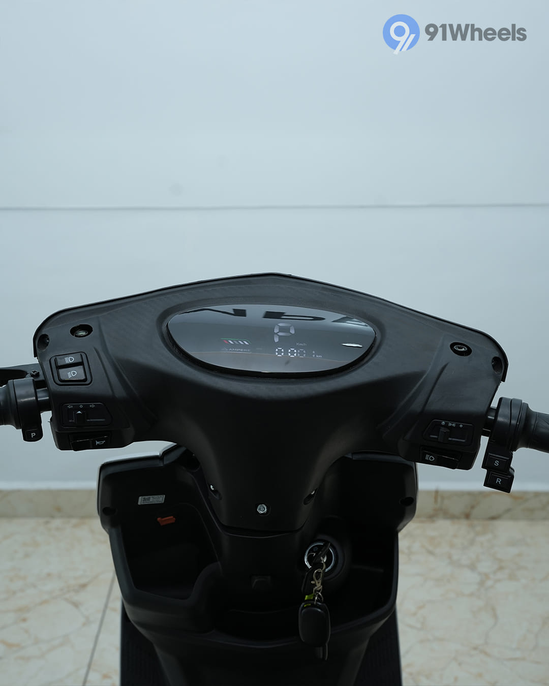 Stands & Utility - 5